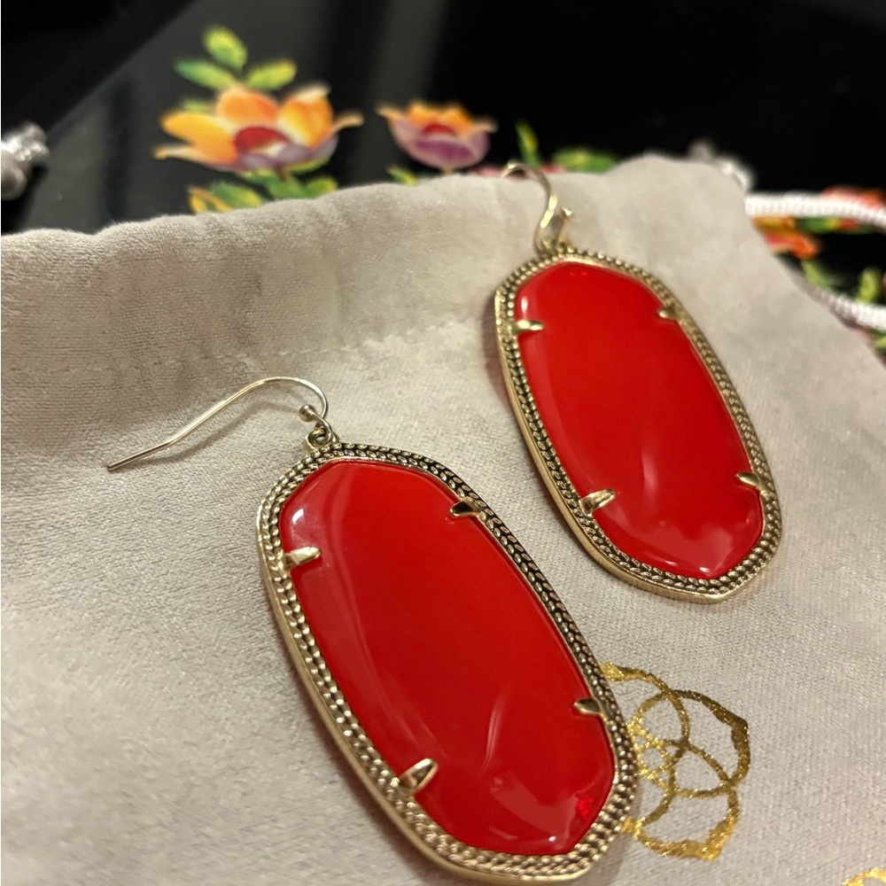 Kendra Scott Danielle Statement Earrings